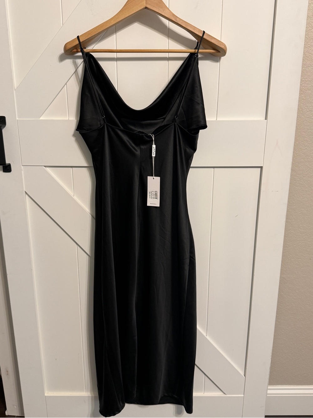 New Petal & Pup Persia Black Satin Dress Women’s 14 Silky Sleek Date Night Event - Picture 8 of 14